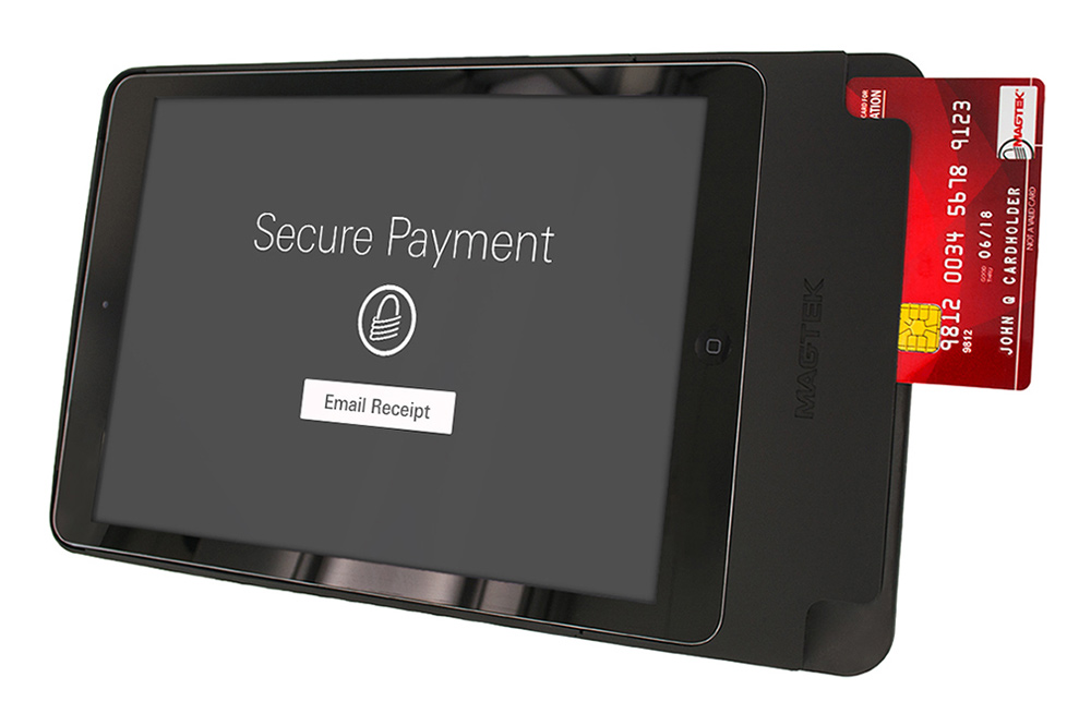 MAGTEK cDynamo card reader for iPad