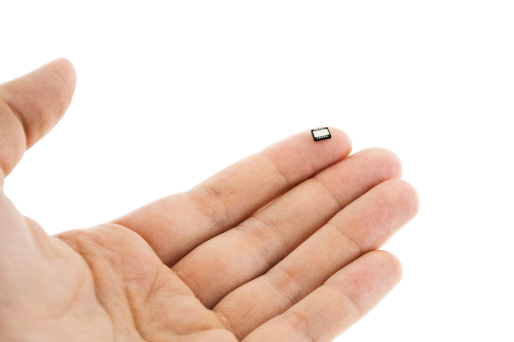 Delta ASIC - 
4 mm x 5mm 14 pin MLF™ surface mount package.

